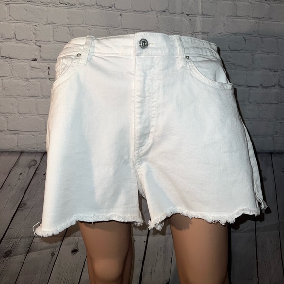 Ella Moss Pants - Ella Moss Vintage high waist white jean shorts size 32